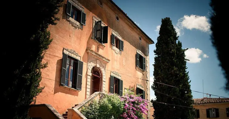 Luxury wedding Villa Near Volterra and San Gimignano Front