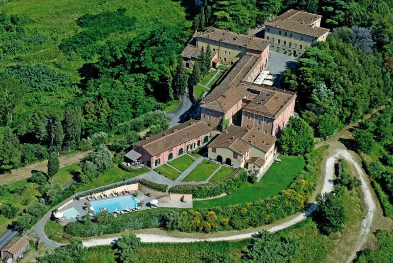 Wedding in Tuscany Borgo Near Pisa Airport