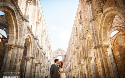 Intimate Roofless Wedding in San Galgano